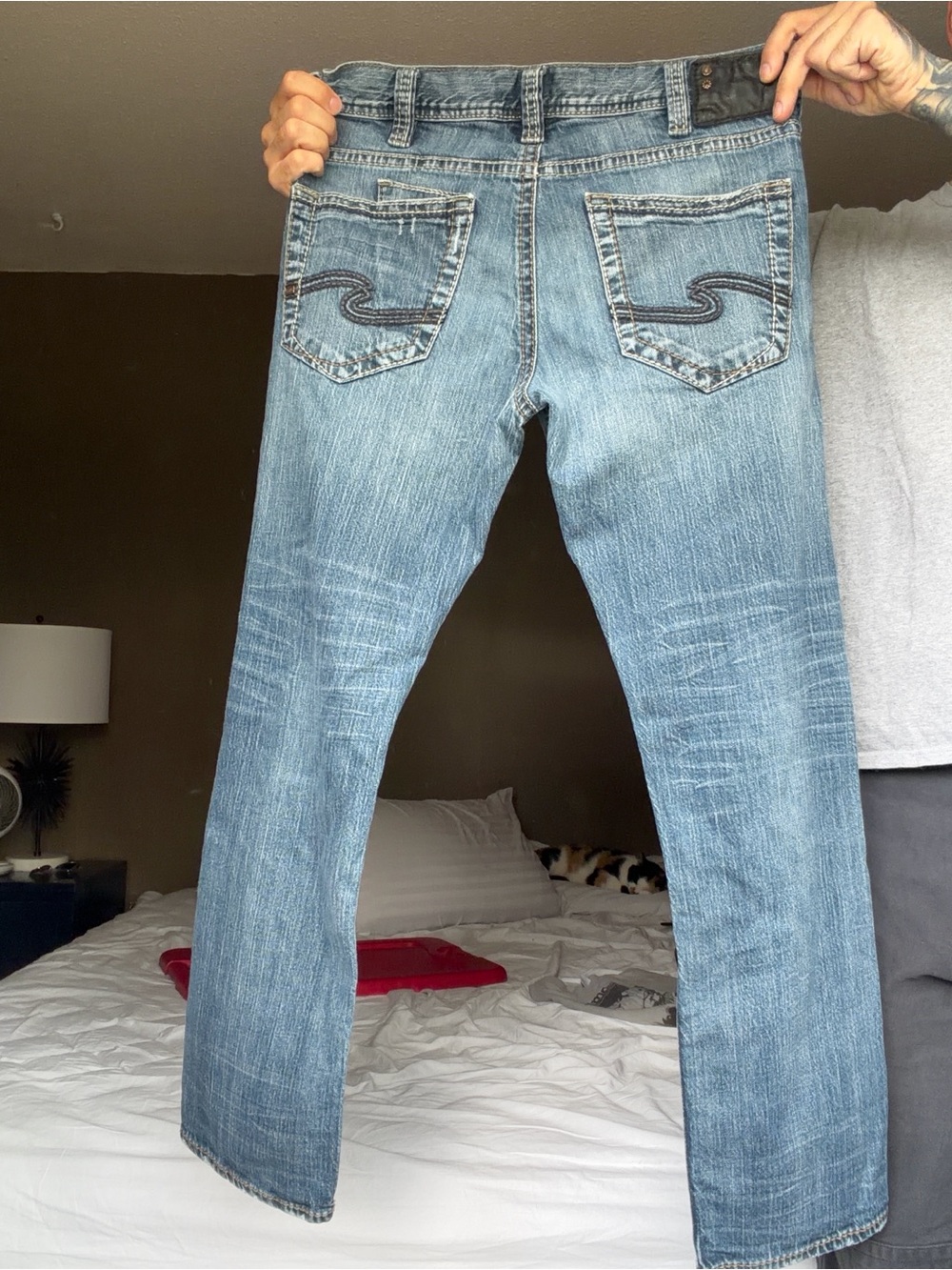 Silver Jeans Men's Faded Blue Straight-Leg Jeans